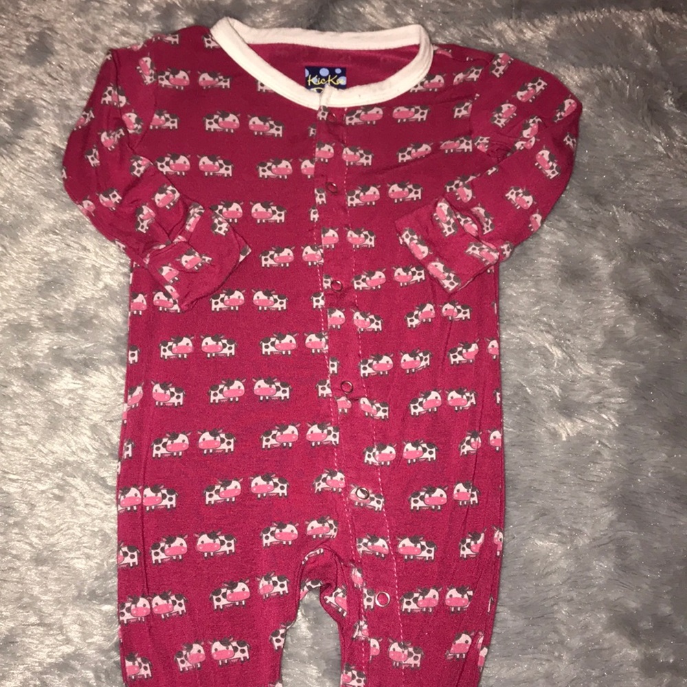 Kickee pants footie with snaps